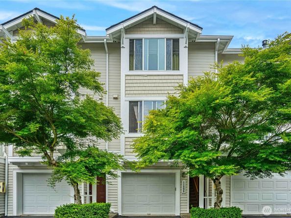 11890 NE 163rd Place 223, Bothell WA 98011
