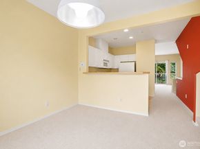 11890 NE 163rd Place 223, Bothell WA 98011
