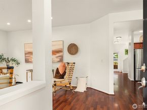 2422 NE Keystone Court, Issaquah WA 98029