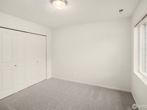 23897 NE 112th Circle 2, Redmond WA 98053