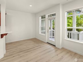 23897 NE 112th Circle 2, Redmond WA 98053