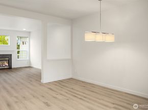 23897 NE 112th Circle 2, Redmond WA 98053