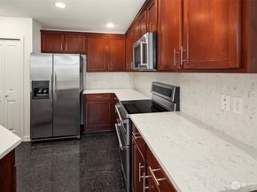 23897 NE 112th Circle 2, Redmond WA 98053