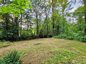 23618 SE Tiger Mountain Road, Issaquah WA 98027
