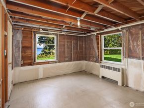 9421 190th Place SW, Edmonds WA 98020