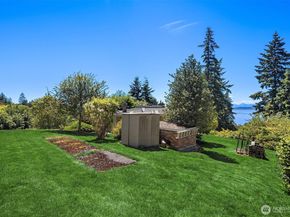 9421 190th Place SW, Edmonds WA 98020
