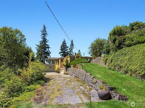 9421 190th Place SW, Edmonds WA 98020