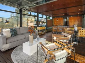 1301 N Northlake Way, Seattle WA 98103
