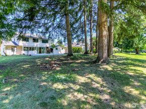 14823 SE 172nd Place, Renton WA 98058
