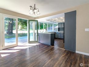 14823 SE 172nd Place, Renton WA 98058