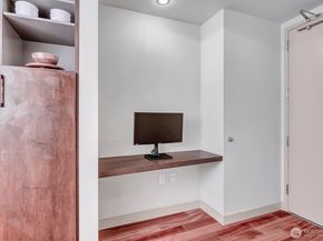 910 Lenora Street S1004, Seattle WA 98121