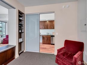 910 Lenora Street S1004, Seattle WA 98121