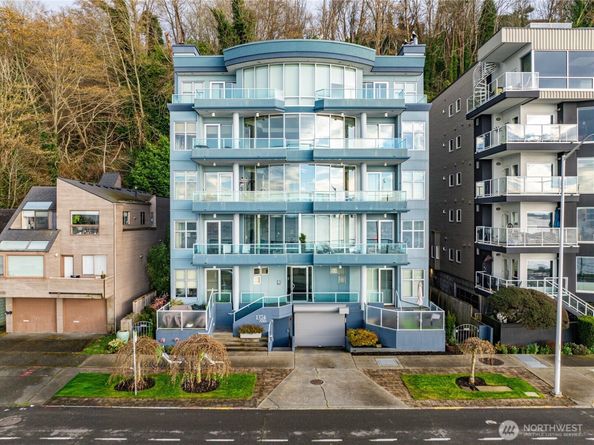 1374 Alki Avenue SW 400, Seattle WA 98116