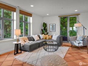 1374 Alki Avenue SW 400, Seattle WA 98116