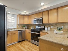 443 NE Ravenna Boulevard B, Seattle WA 98115