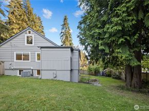 16518 Stone Ave N, Shoreline WA 98133