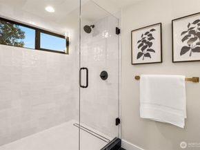 13400 SE 56th Place, Bellevue WA 98006