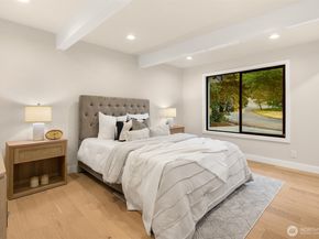 13400 SE 56th Place, Bellevue WA 98006
