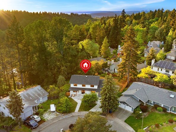 13400 SE 56th Place, Bellevue WA 98006