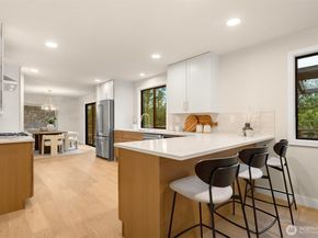 13400 SE 56th Place, Bellevue WA 98006