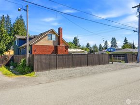 423 106th Place SW, Everett WA 98204