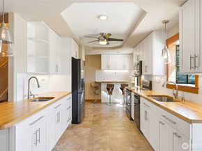 423 106th Place SW, Everett WA 98204