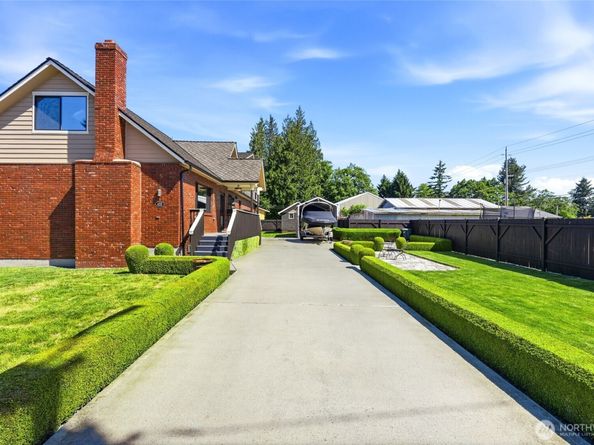 423 106th Place SW, Everett WA 98204