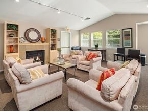 3809 131st Lane SE J2, Bellevue WA 98006