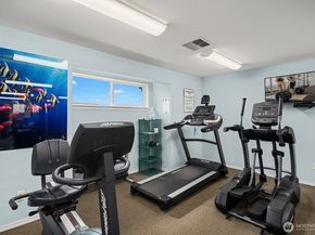 3809 131st Lane SE J2, Bellevue WA 98006