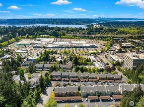 3809 131st Lane SE J2, Bellevue WA 98006
