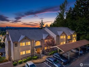 3809 131st Lane SE J2, Bellevue WA 98006