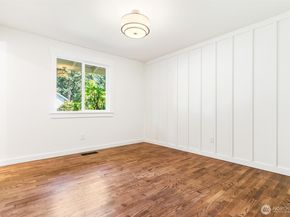 11903 NE 142nd Place, Kirkland WA 98034