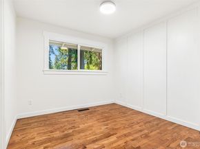 11903 NE 142nd Place, Kirkland WA 98034