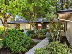 11903 NE 142nd Place, Kirkland WA 98034