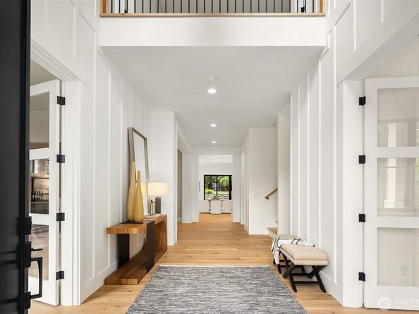 10415 SE 13th Street, Bellevue WA 98004