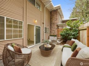 12211 SE 59th Street 61, Bellevue WA 98006