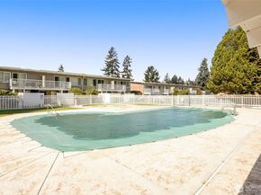 12211 SE 59th Street 61, Bellevue WA 98006