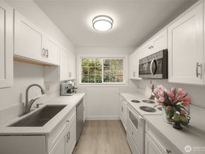 12211 SE 59th Street 61, Bellevue WA 98006