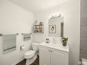 12211 SE 59th Street 61, Bellevue WA 98006