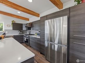 9007 Sand Point Way NE, Seattle WA 98115