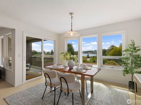 11630 100th Avenue NE B319, Kirkland WA 98034