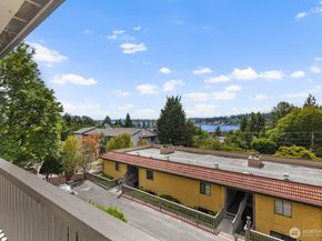 11630 100th Avenue NE B319, Kirkland WA 98034