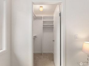 11630 100th Avenue NE B319, Kirkland WA 98034