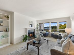 11630 100th Avenue NE B319, Kirkland WA 98034