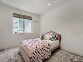24503 NE 18th Street, Sammamish WA 98074