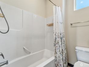 17415 3rd Avenue SE, Bothell WA 98012