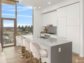 10232 NE 10th Street 1807, Bellevue WA 98004
