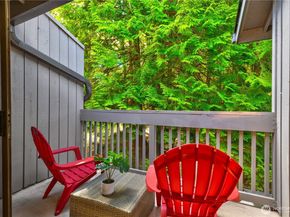 4123 145th Avenue NE, Bellevue WA 98007