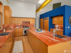 Undisclosed Address #2531459, Mercer Island WA 98040