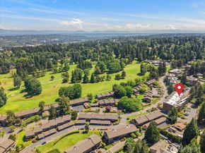 10823 Glen Acres Drive S B, Seattle WA 98168